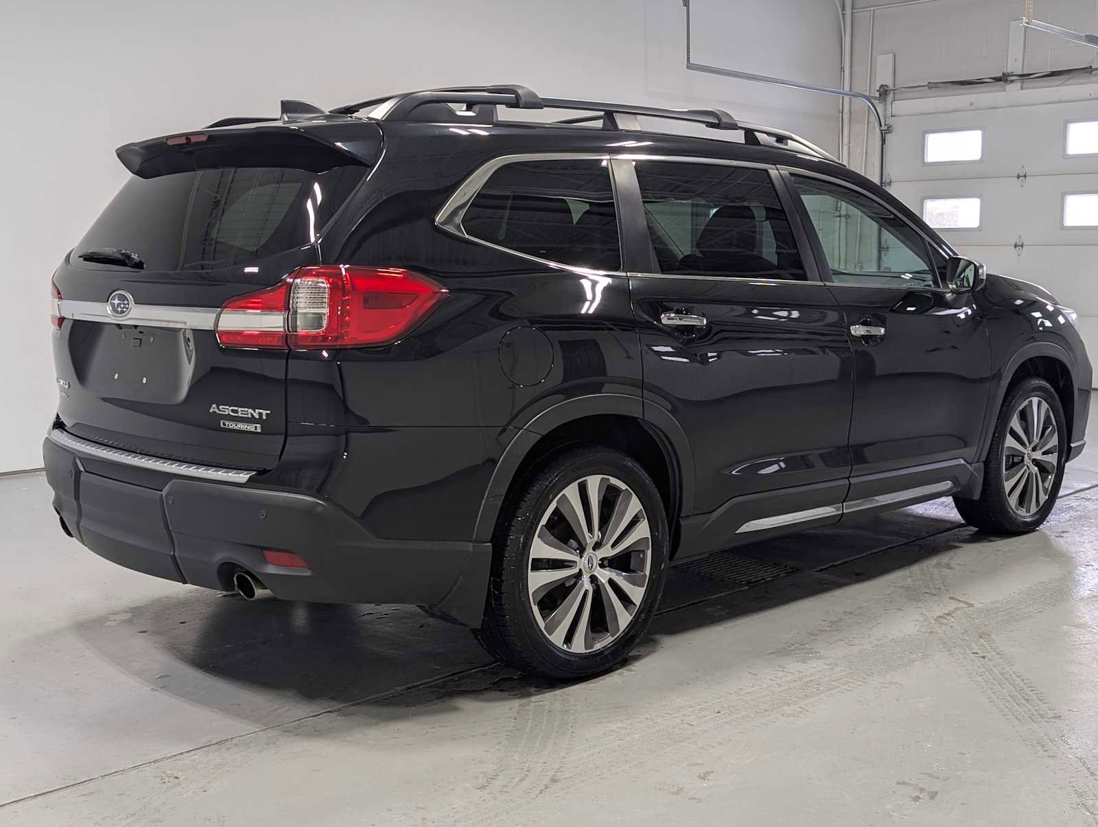 Used 2019 Subaru Ascent Touring w/ Popular Package #3 image 8