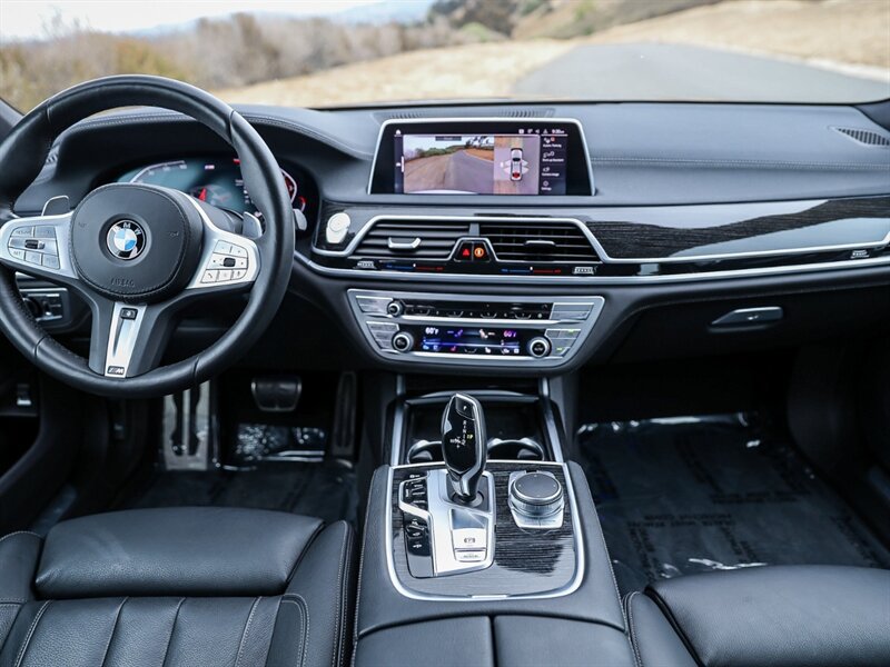 Used 2021 BMW 740i w/ M Sport Package RWD image 17