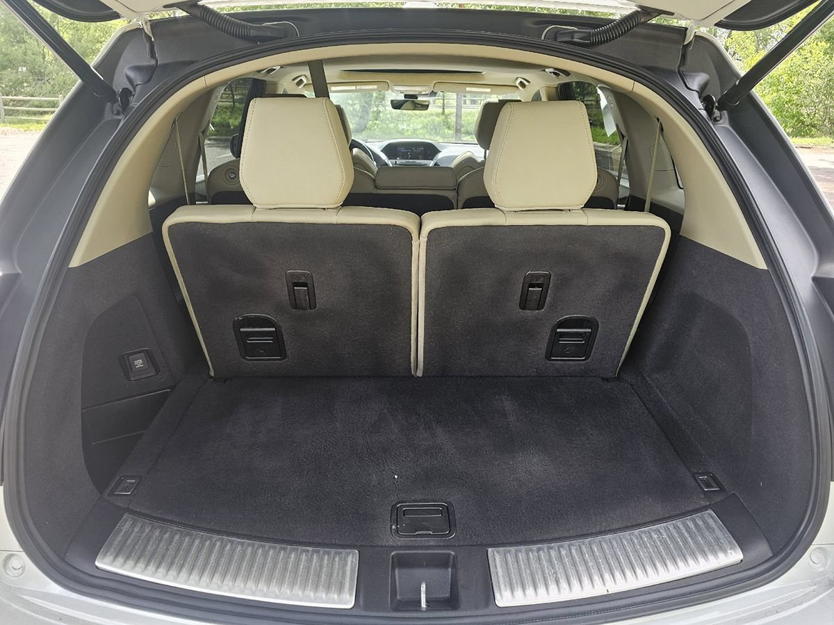 Used 2020 Acura MDX SH-AWD image 34