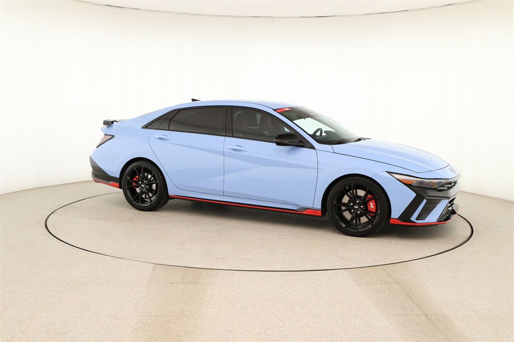 Used 2025 Hyundai Elantra N image 9