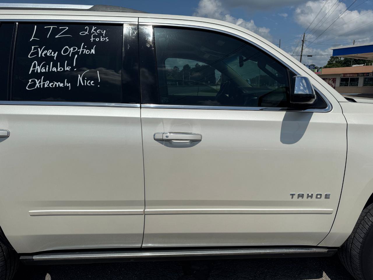 Used 2015 Chevrolet Tahoe LTZ RWD image 8