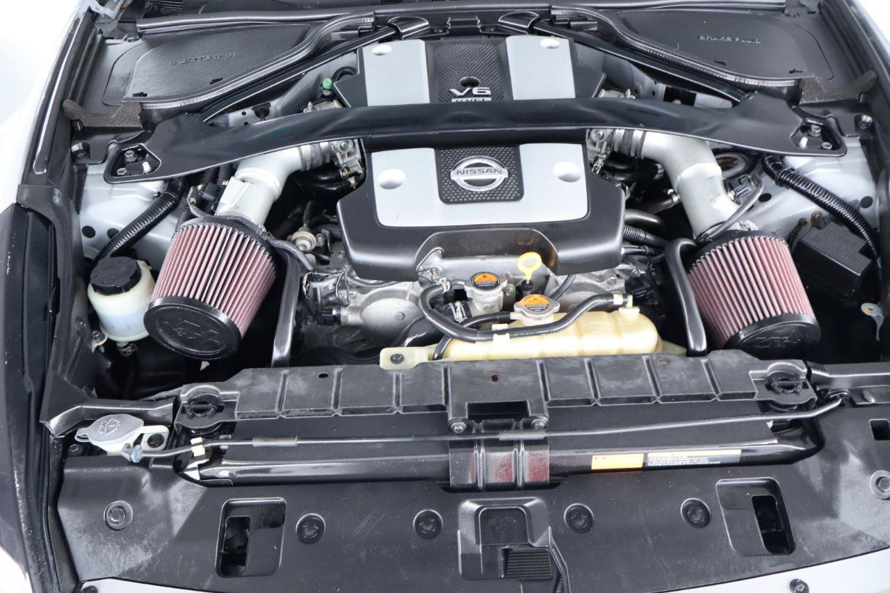 Used 2019 Nissan 370Z Coupe RWD image 33