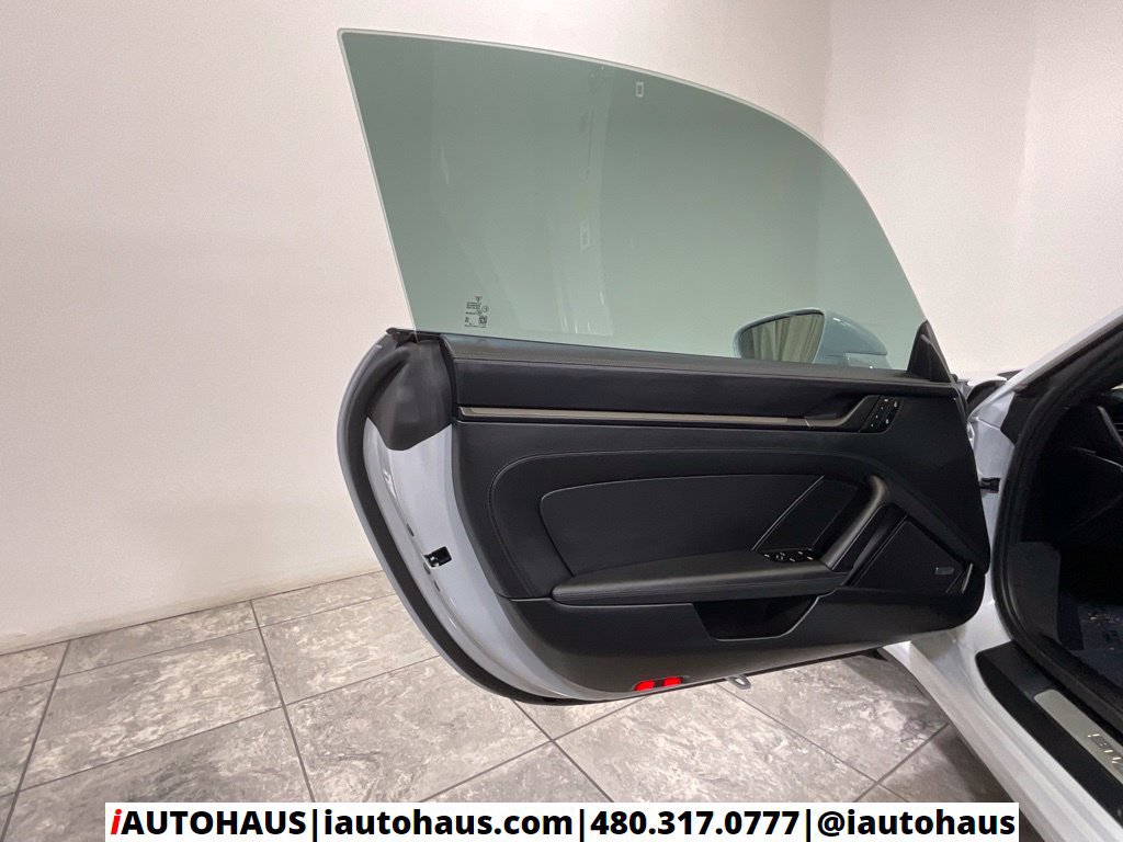 Used 2026 Porsche 911 Carrera w/ Premium Package RWD image 56