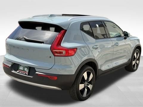 Used 2019 Volvo XC40 T5 Momentum AWD/4WD image 6