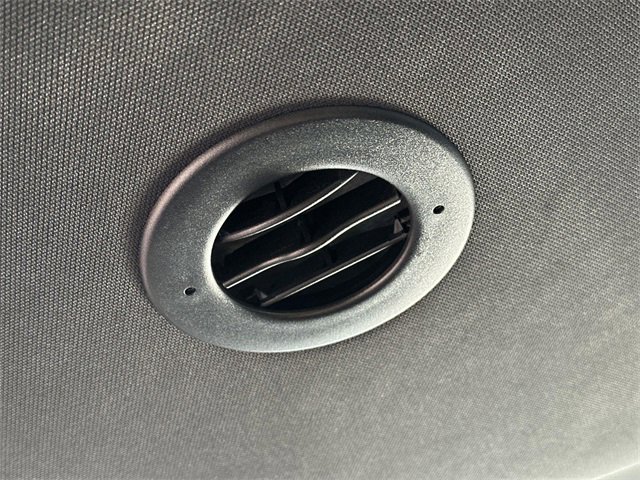 Used 2024 GMC Yukon SLT image 20