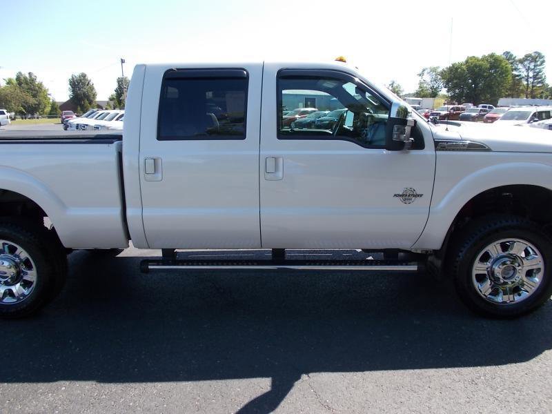 Used 2016 Ford F350 Lariat w/ Lariat Ultimate Package AWD/4WD image 12