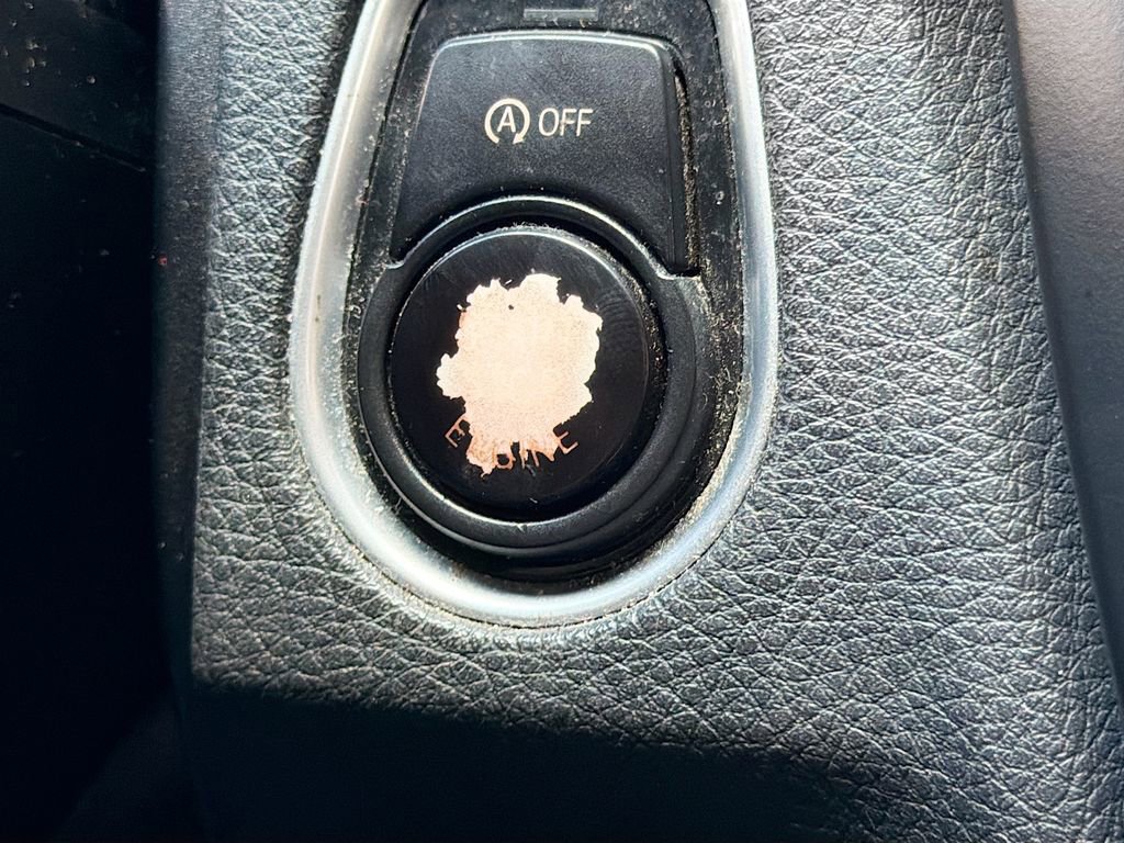 Used 2014 BMW 320i xDrive Sedan image 33