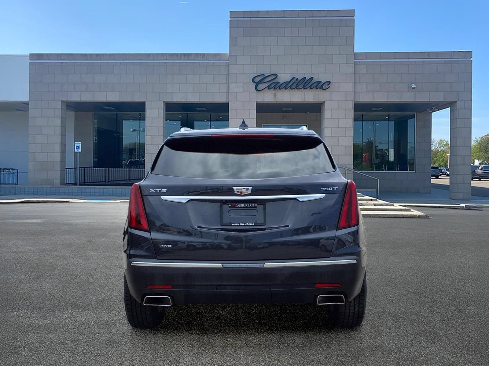 Certified 2023 Cadillac XT5 Luxury AWD/4WD image 6