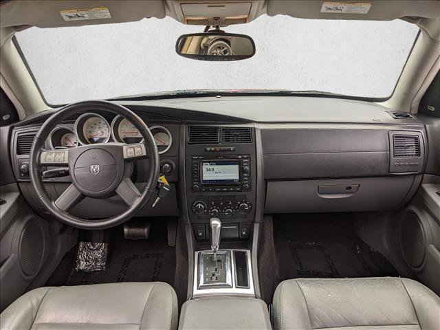 Used 2005 Dodge Magnum R/T w/ Convenience Group II RWD image 16