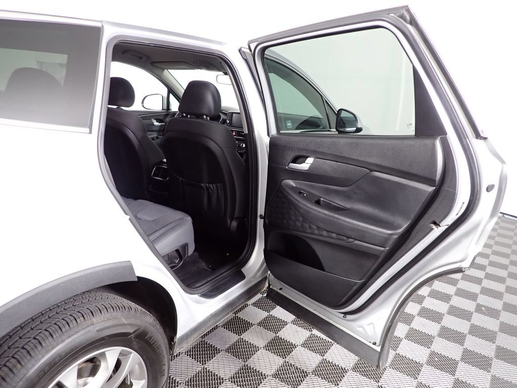 Used 2019 Hyundai Santa Fe SE AWD/4WD image 28