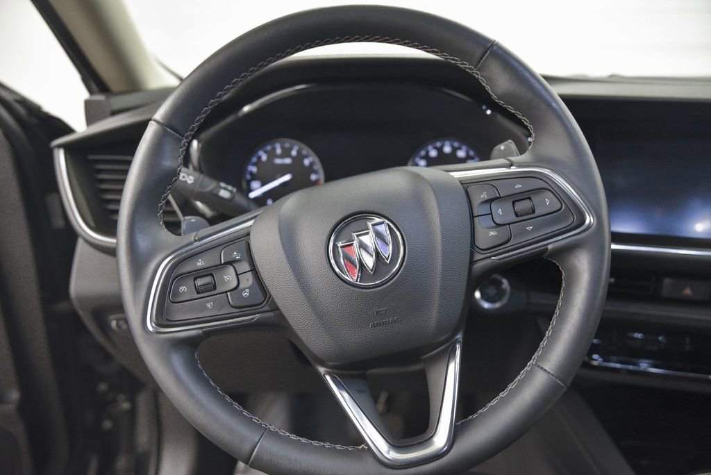 Used 2023 Buick Envision Essence image 19