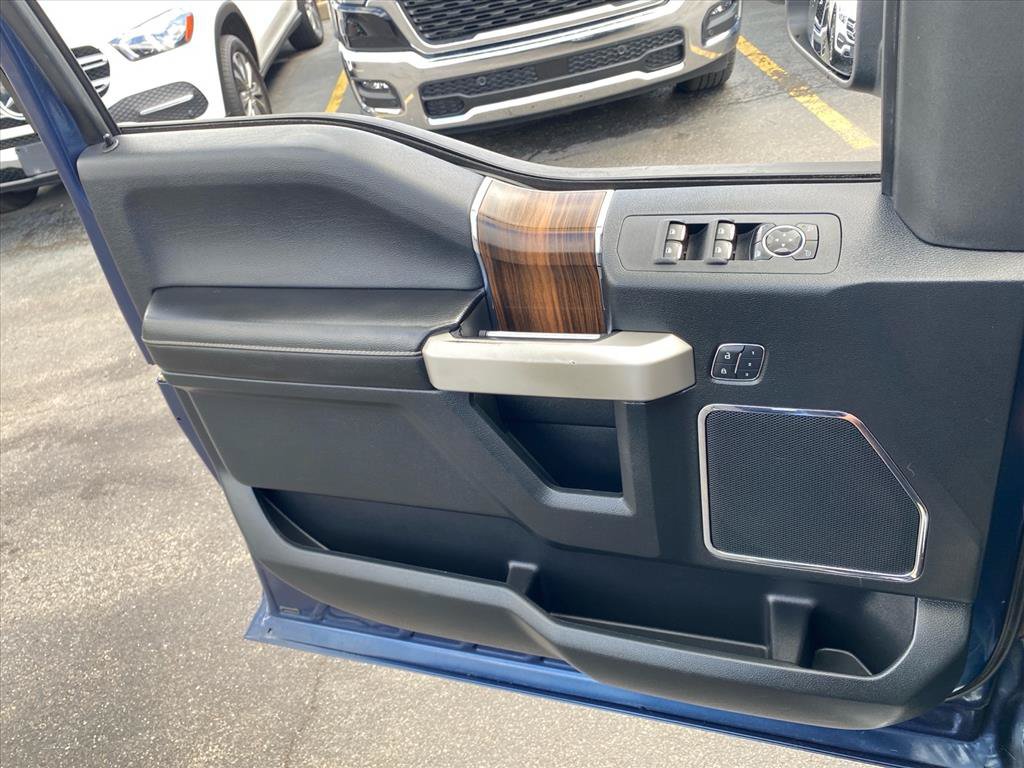 Used 2016 Ford F150 Lariat w/ Equipment Group 502A Luxury AWD/4WD image 23
