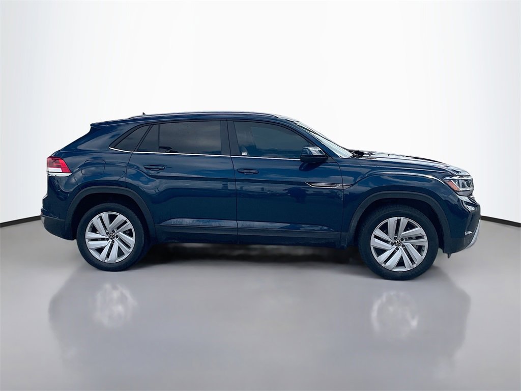 Used 2022 Volkswagen Atlas Cross Sport SE image 8
