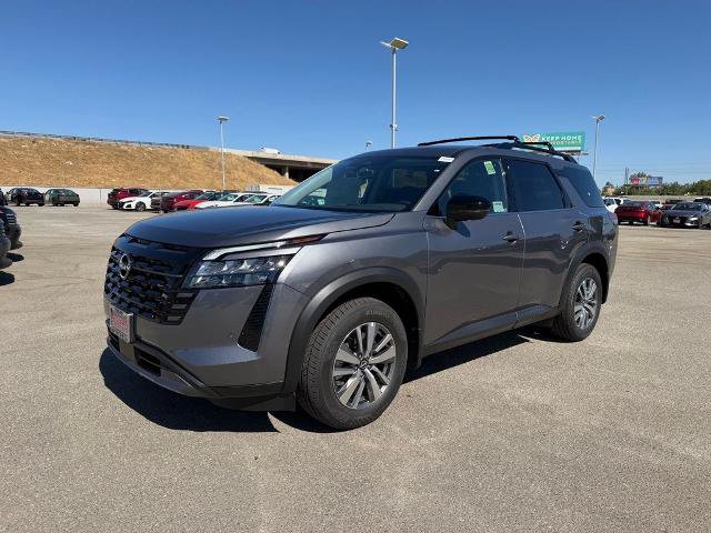 New 2026 Nissan Pathfinder SL FWD image 3