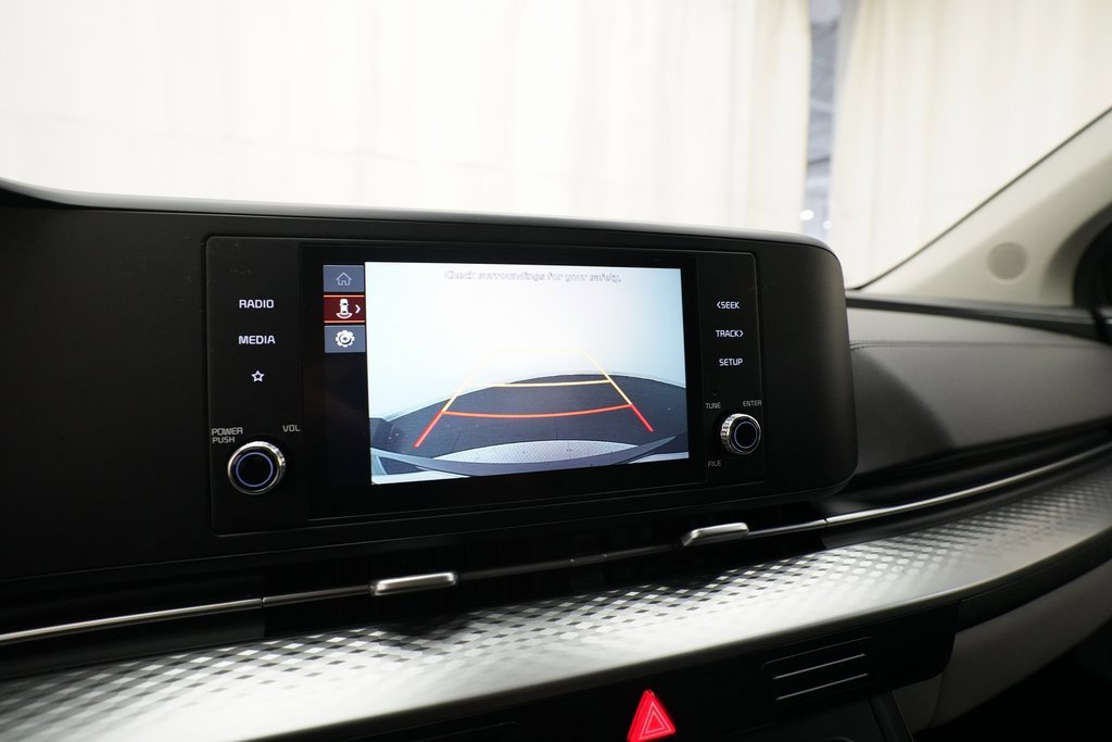 Certified 2024 Kia Carnival LX image 20