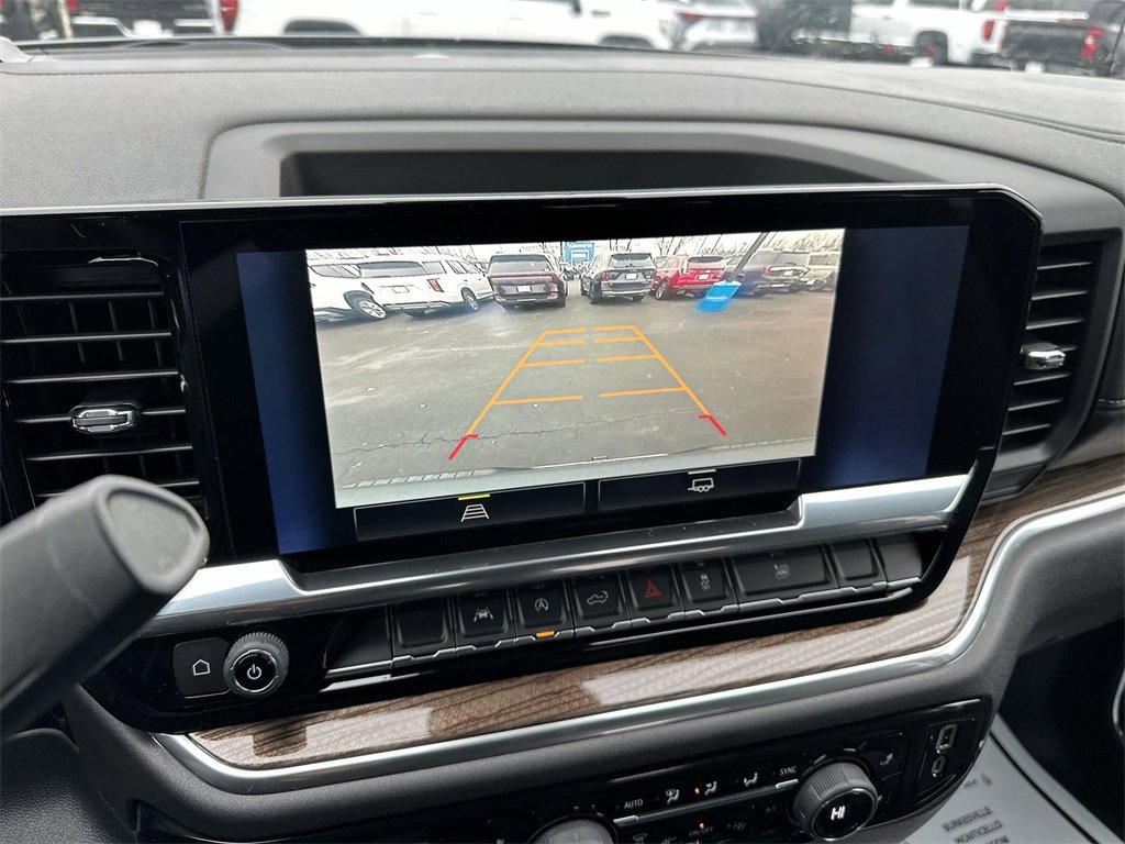 Used 2025 Chevrolet Silverado 1500 LT image 17