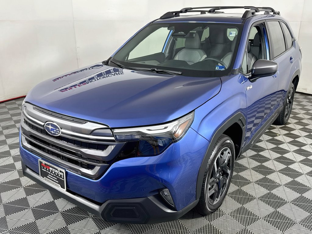 Used 2026 Subaru Forester Premium AWD/4WD image 3