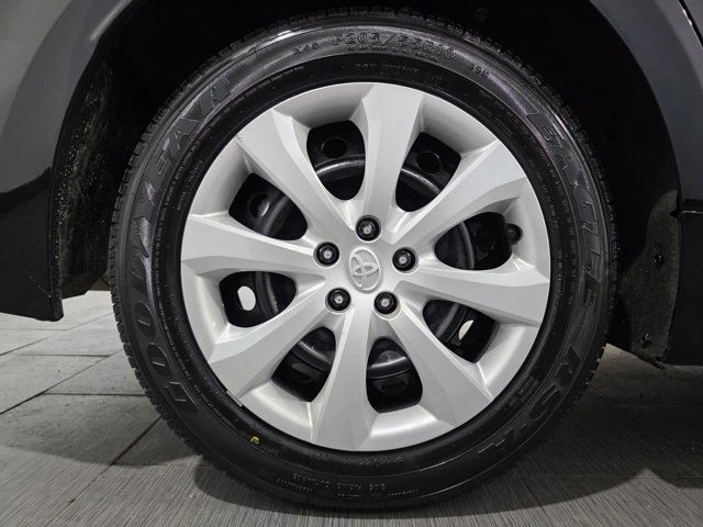 Used 2025 Toyota Corolla LE image 24
