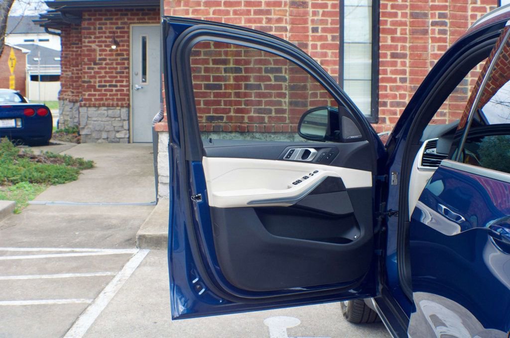 Used 2022 BMW X5 xDrive45e image 19