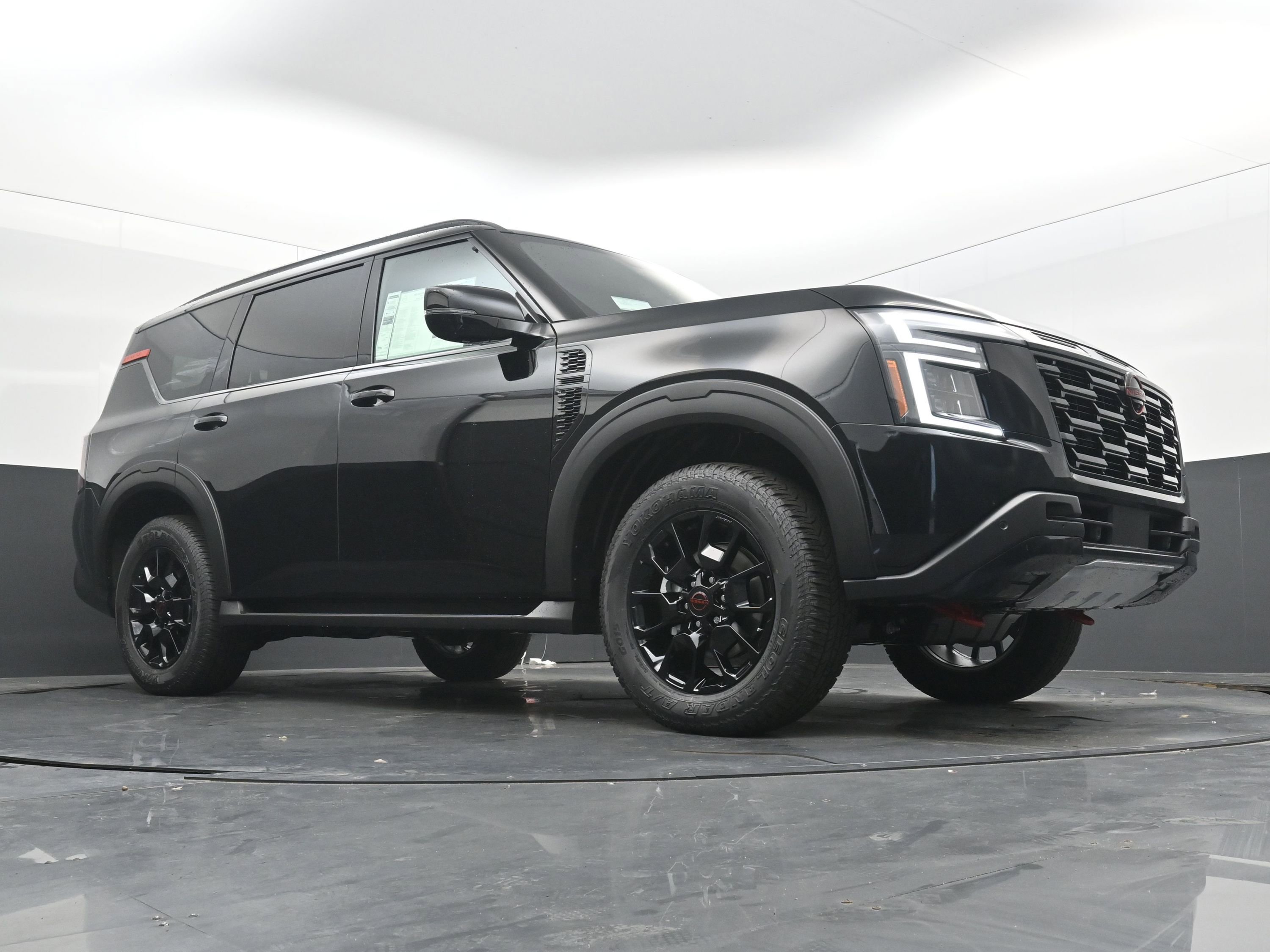 New 2025 Nissan Armada PRO-4X w/ Pro-4X Premium Package image 21