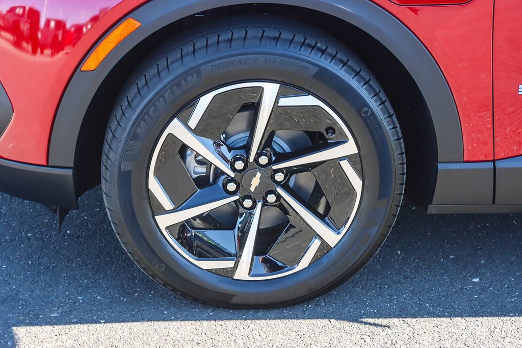 New 2026 Chevrolet Equinox EV LT image 9