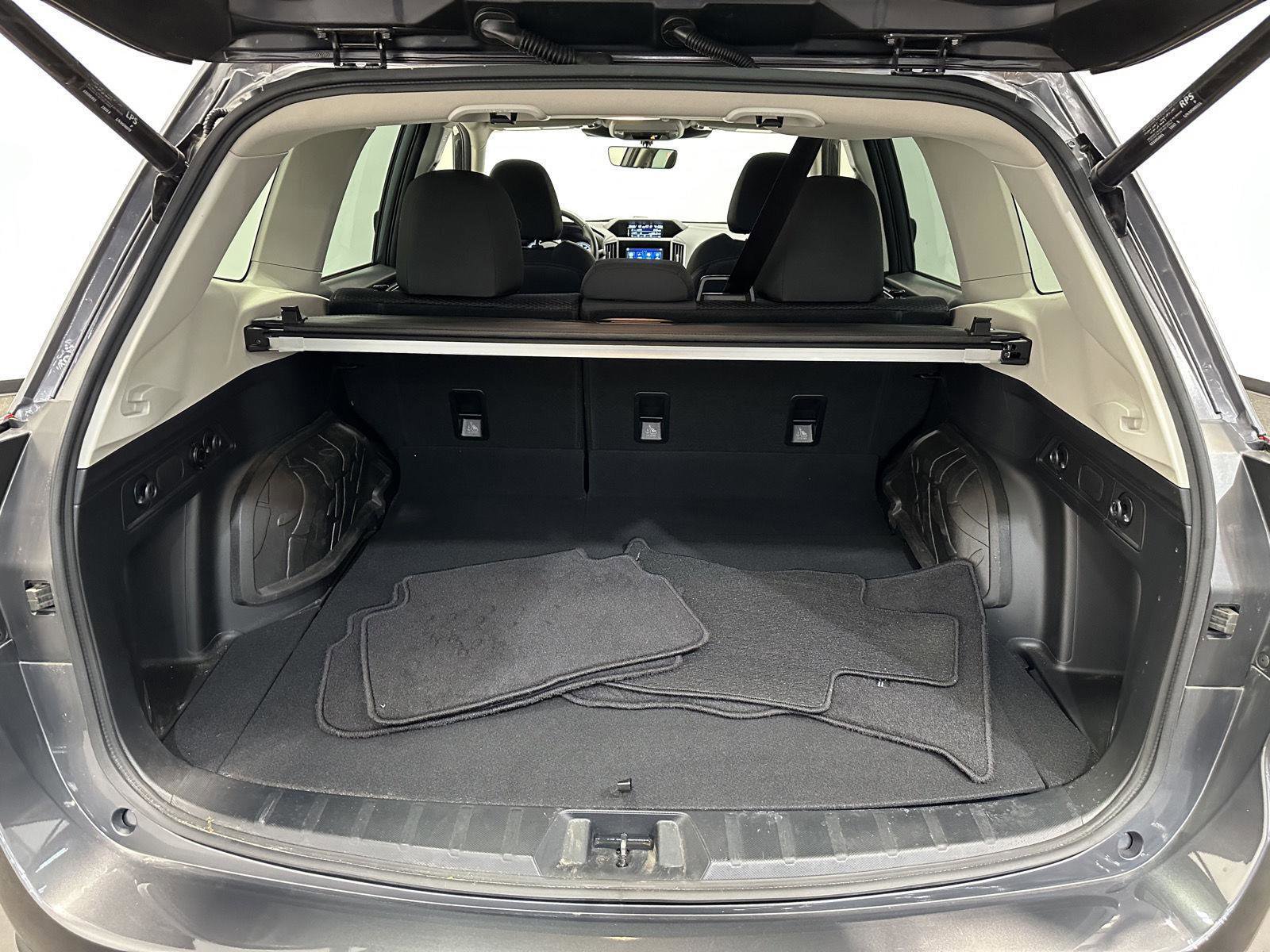Used 2023 Subaru Forester Premium AWD/4WD image 29