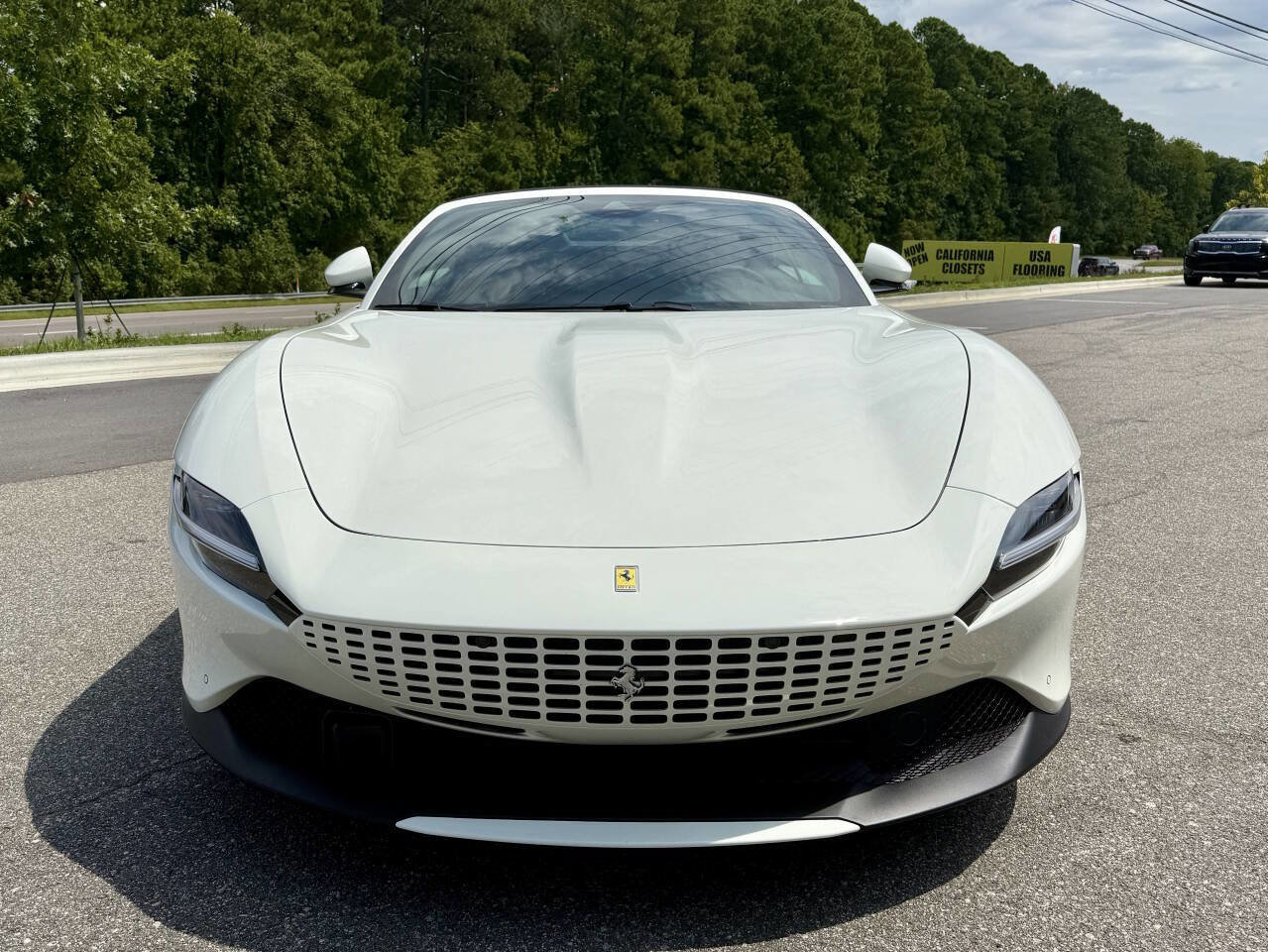 Used 2025 Ferrari Roma Spider image 4