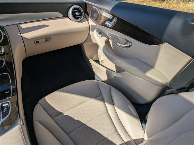 Used 2019 Mercedes-Benz C 300 Sedan image 20