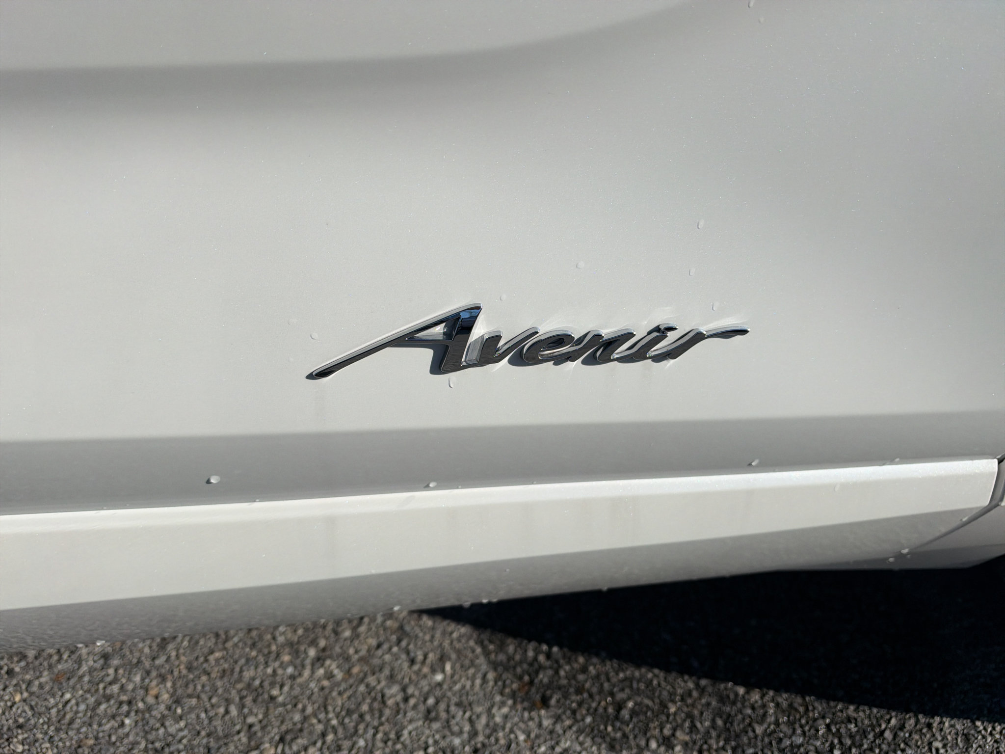 New 2026 Buick Encore GX Avenir w/ Avenir Technology Package FWD image 9