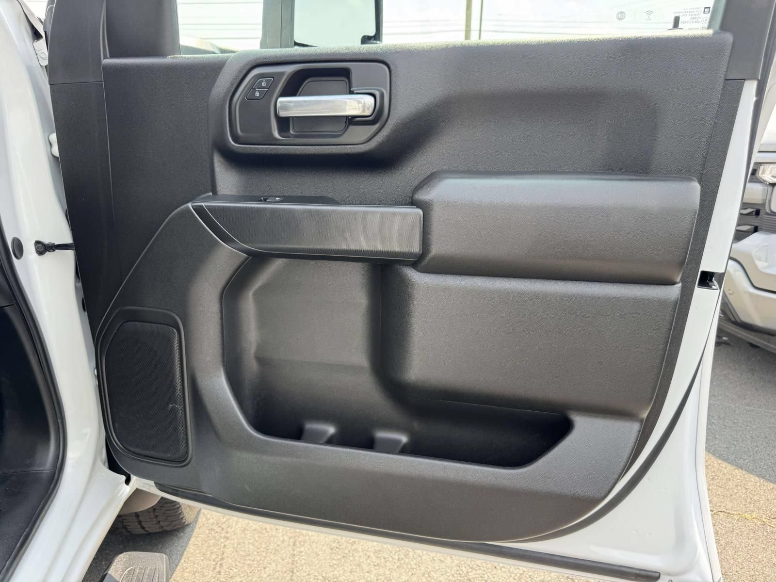 Used 2024 GMC Sierra 3500 Pro RWD image 26