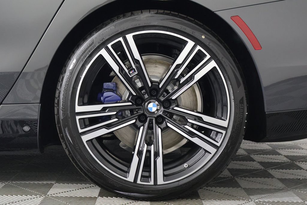New 2026 BMW i7 eDrive50 w/ Executive Package RWD image 10