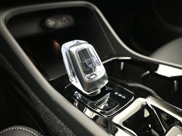 New 2026 Volvo XC40 B5 Plus w/ Protection Package Premier image 11