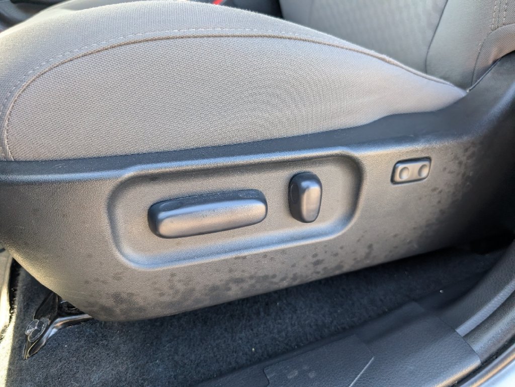 Used 2023 Toyota Tacoma SR5 RWD image 11