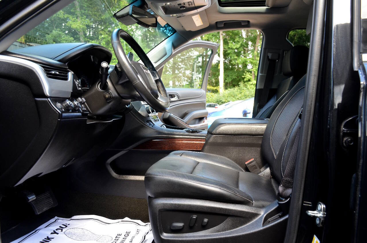 Used 2017 GMC Yukon XL SLT w/ Open Road Package image 21