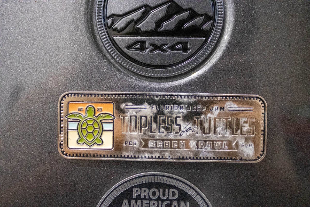 Used 2022 Jeep Gladiator Sport image 29