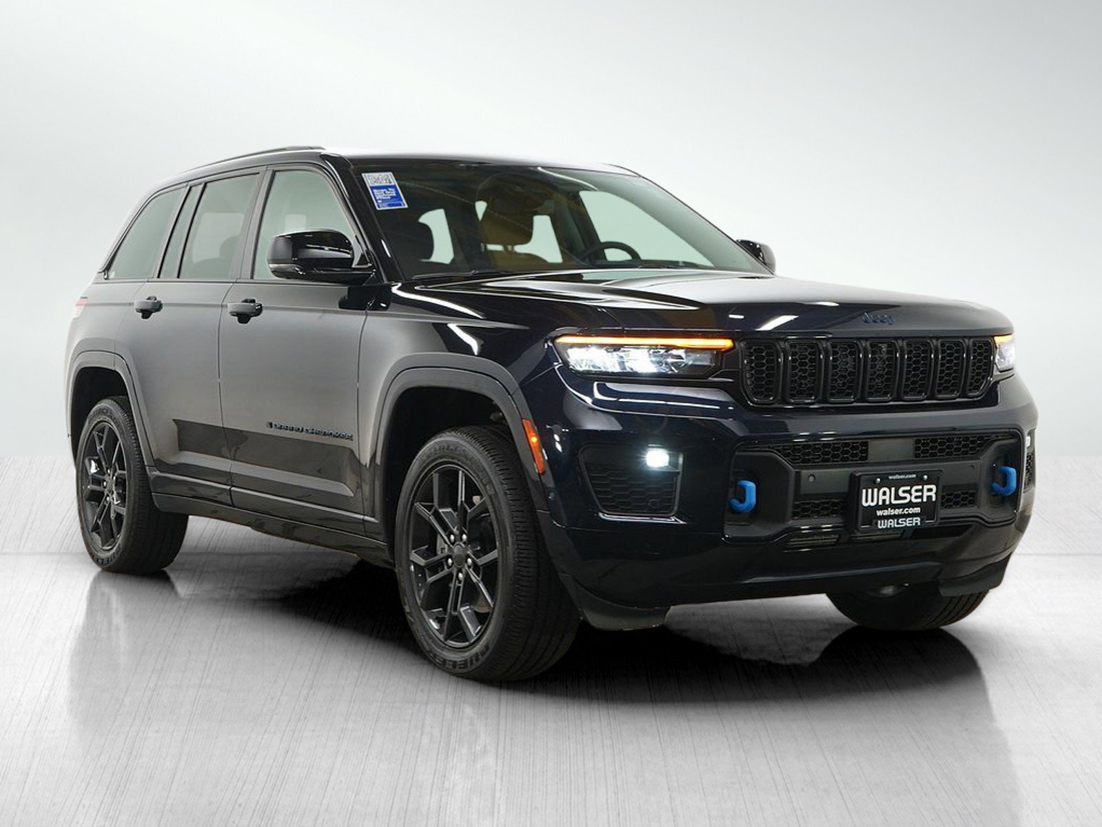 Used 2023 Jeep Grand Cherokee 30th Anniversary image 7