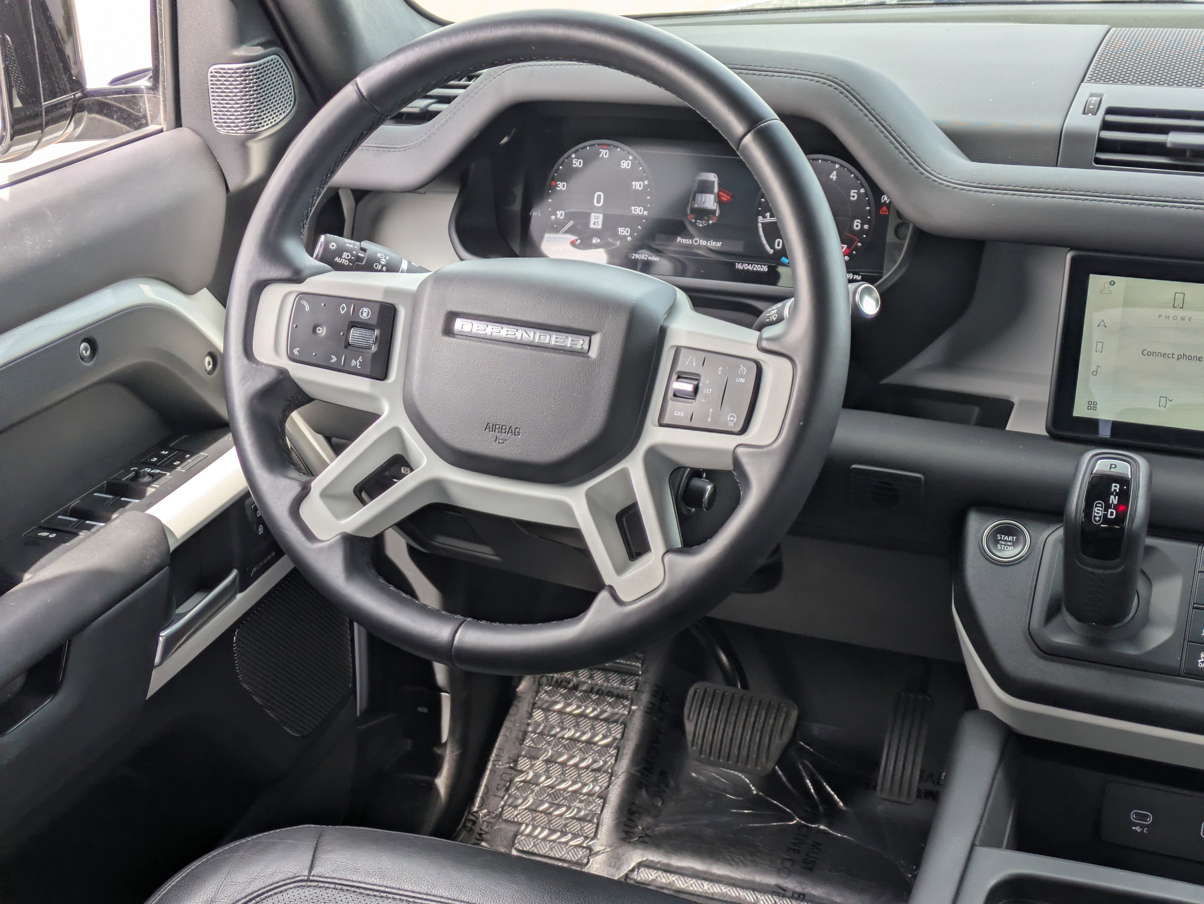 Used 2024 Land Rover Defender 110 S image 16