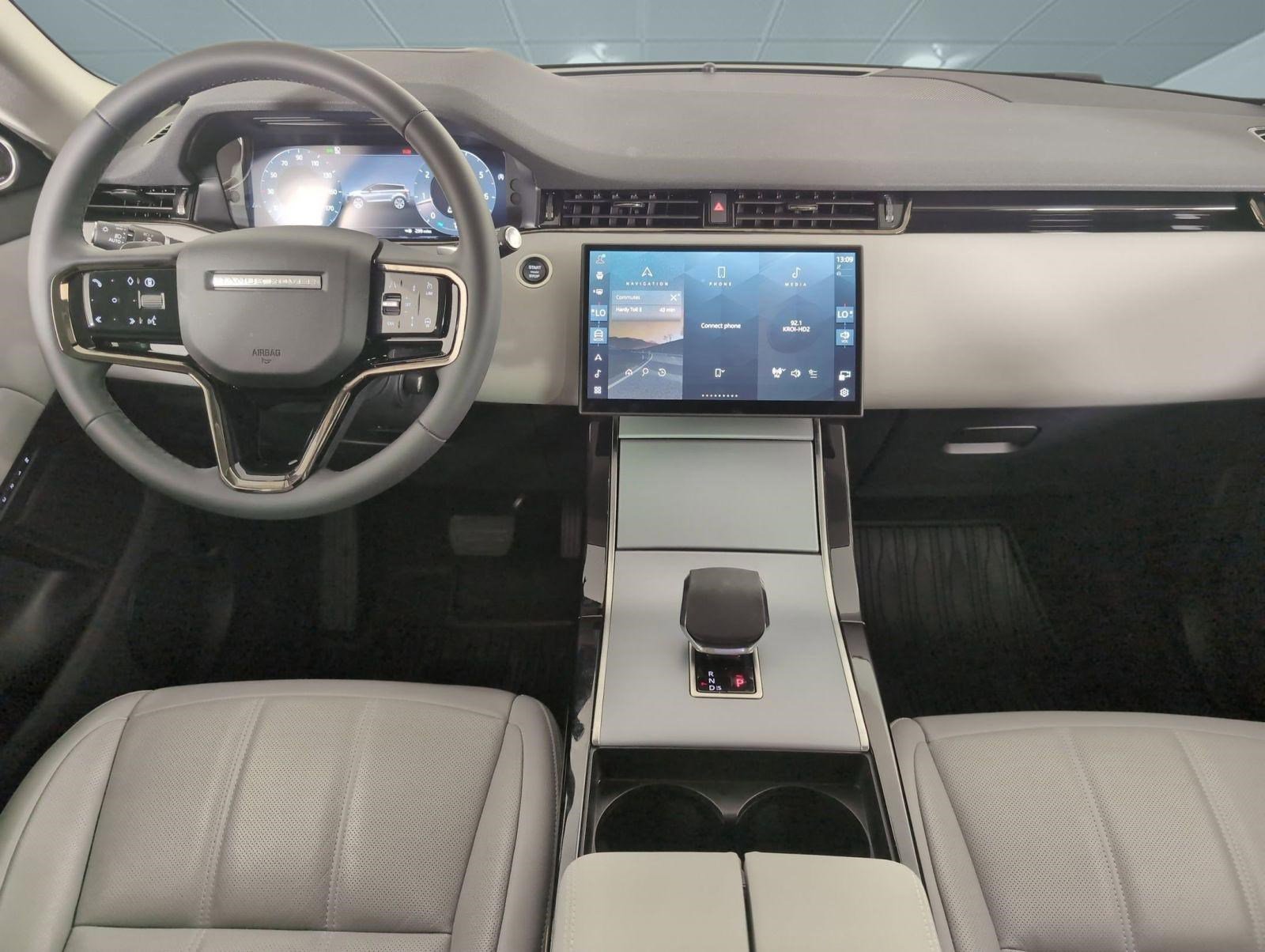 Certified 2025 Land Rover Range Rover Evoque S image 13