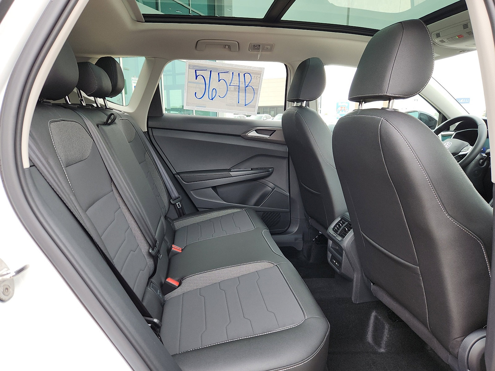 New 2026 Volkswagen Taos SE image 14