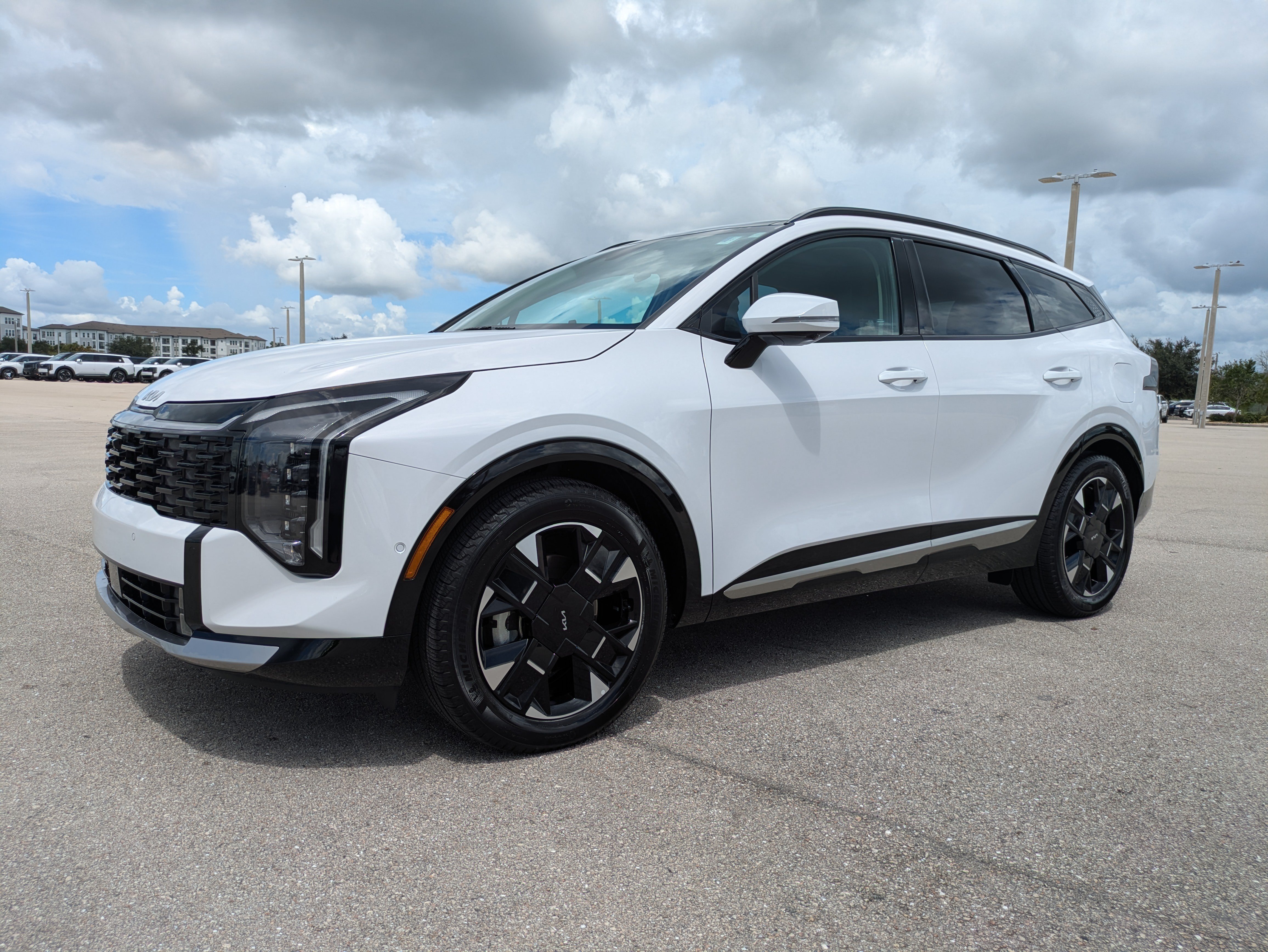 Certified 2026 Kia Sportage SX FWD image 8