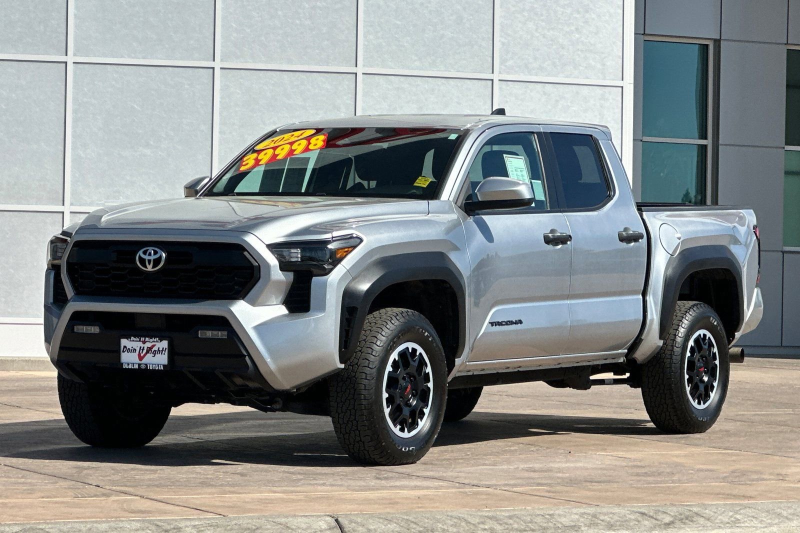 Certified 2024 Toyota Tacoma TRD Off-Road image 10