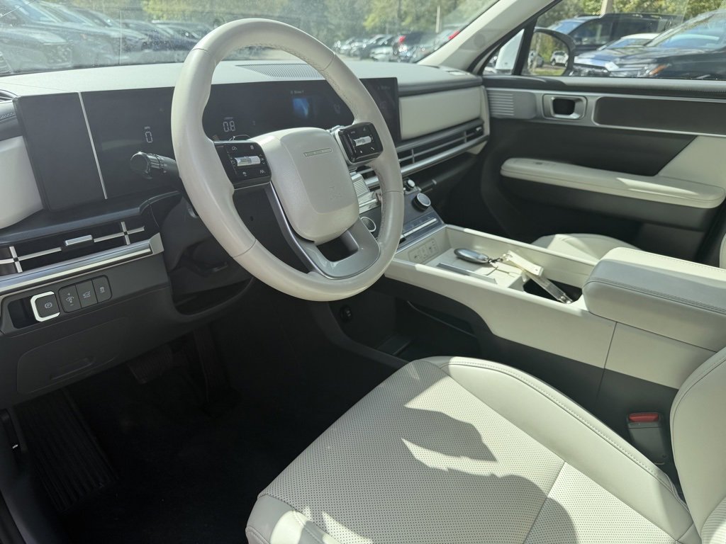 Used 2025 Hyundai Santa Fe SEL image 18