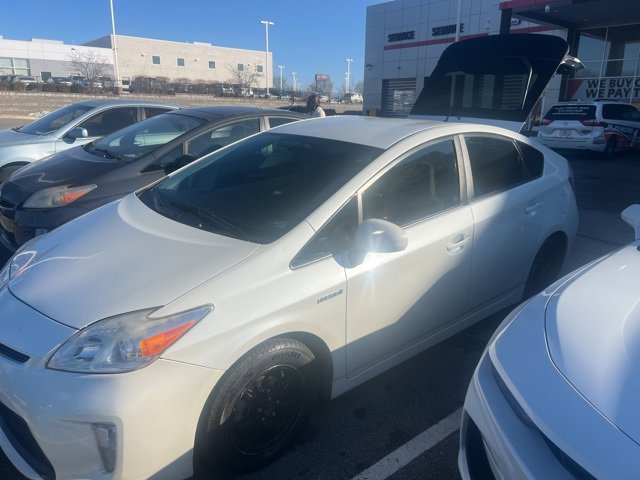 Used 2015 Toyota Prius Two image 2