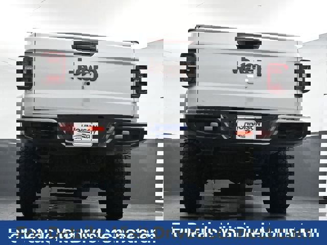 Used 2024 Jeep Gladiator Mojave w/ Technology Group image 32