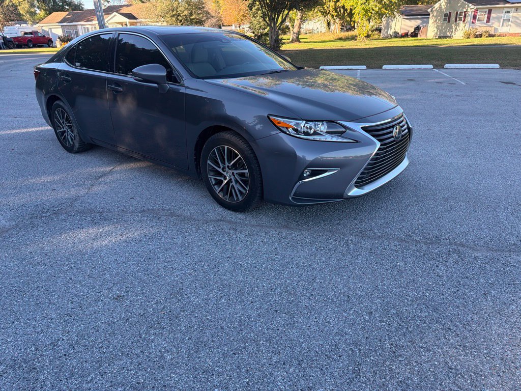 Used 2017 Lexus ES 350 w/ Navigation System Package FWD image 11