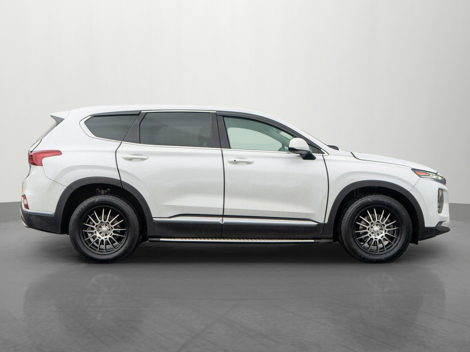 Used 2020 Hyundai Santa Fe SEL image 8