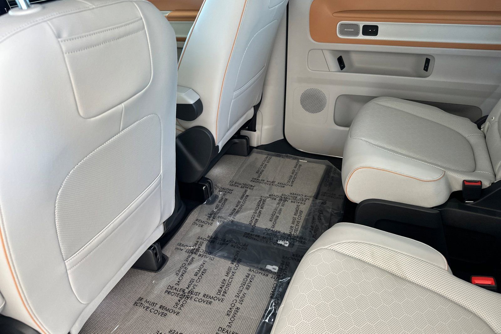 New 2025 Volkswagen ID. Buzz 1st Edition image 11