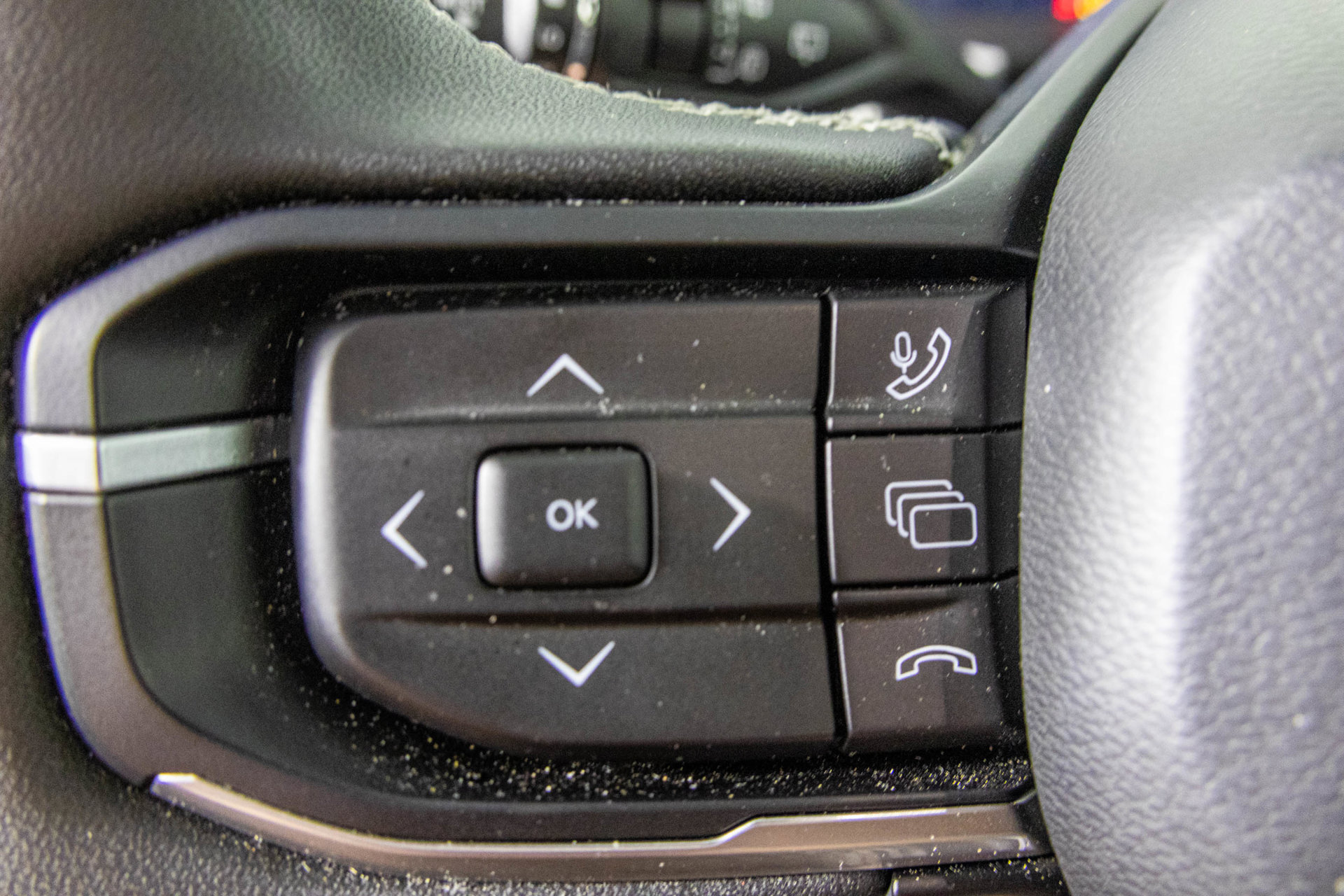 New 2026 Jeep Cherokee Laredo AWD/4WD image 30