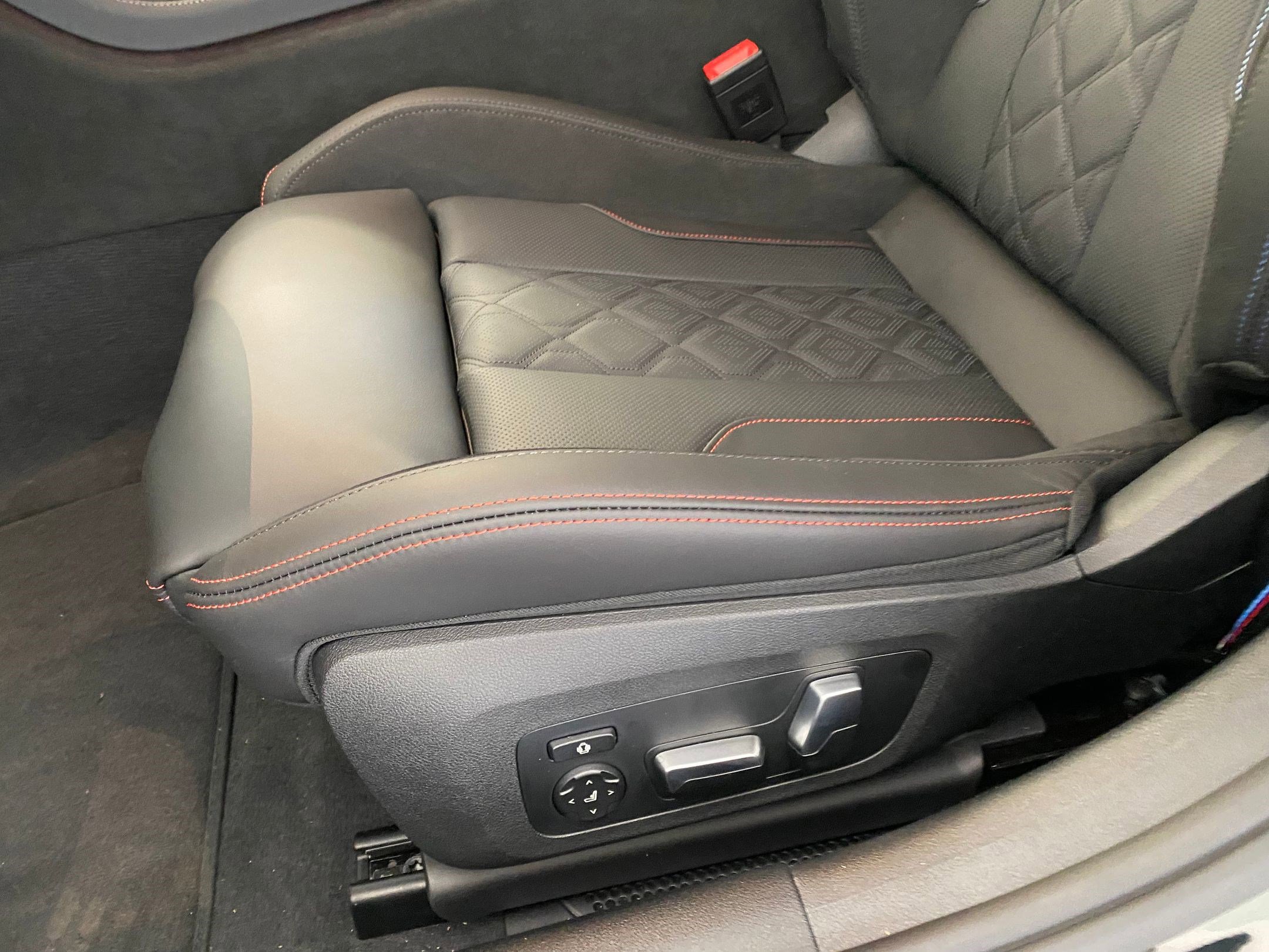 New 2026 BMW M850i xDrive AWD/4WD image 12
