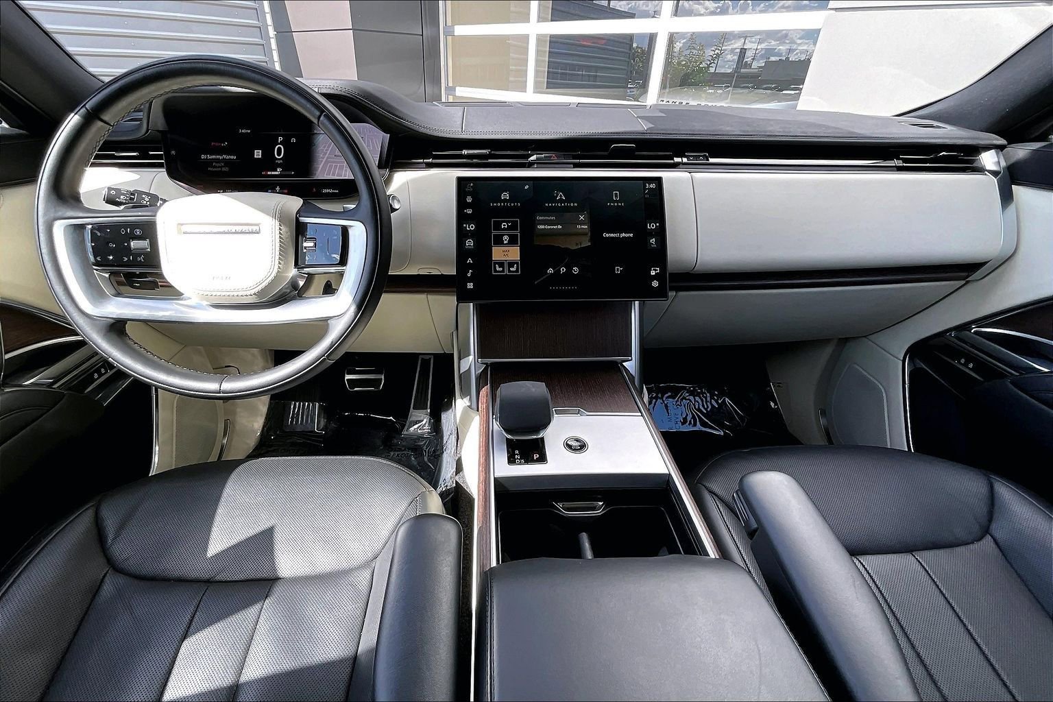 Certified 2024 Land Rover Range Rover SE AWD/4WD image 14